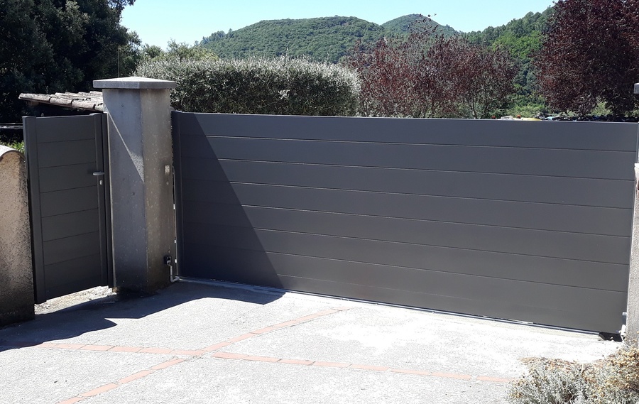 Nos modèles de portails ALU à Bollène