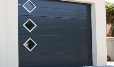 Portes de garage &agrave;&nbsp;BOLLENE